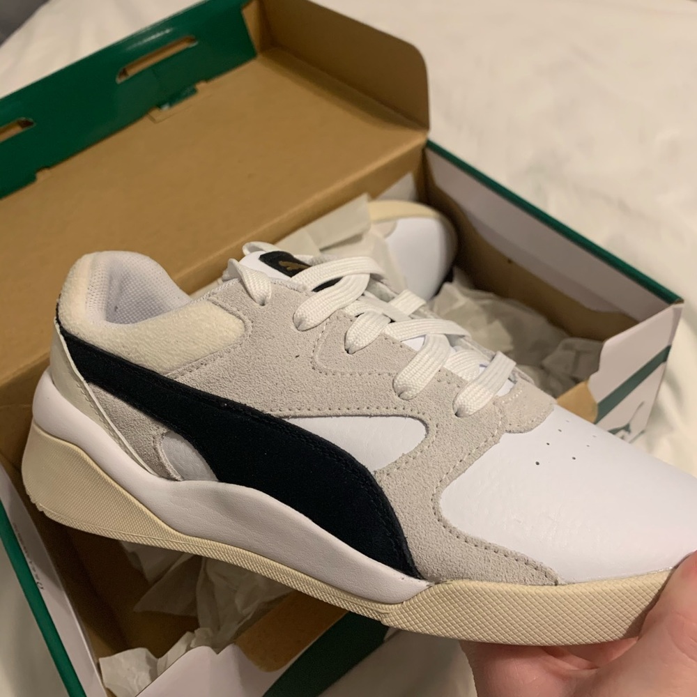 Puma Sneakers